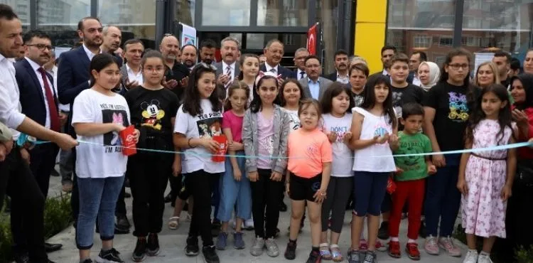 MELİKGAZİ'DE AYNI GÜNDE 7 AYRI TESİSİN AÇILIŞI YAPILDI