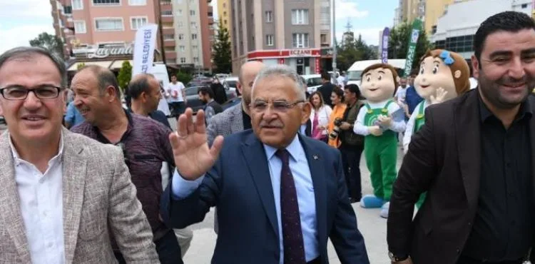 BAŞKAN BÜYÜKKILIÇ, ŞEHRE KAZANDIRILAN 4 ADET KÜTÜPHANE VE 3 ADET TEKNOLOJİ ATÖLYESİ AÇILIŞ TÖRENİNE KATILDI