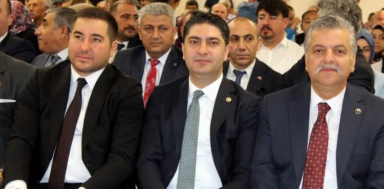 MHP'li Özdemir: "Selahattin Demirtaş teröristtir"