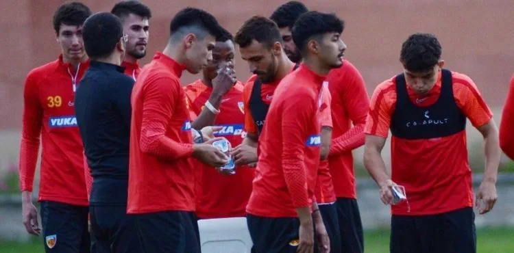 Kayserispor'da 9 futbolcu A takımda