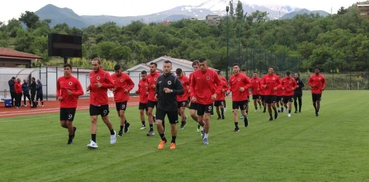 GENÇLERBİRLİĞİ YENİ SEZON HAZIRLIKLARI İÇİN HACILAR’DA