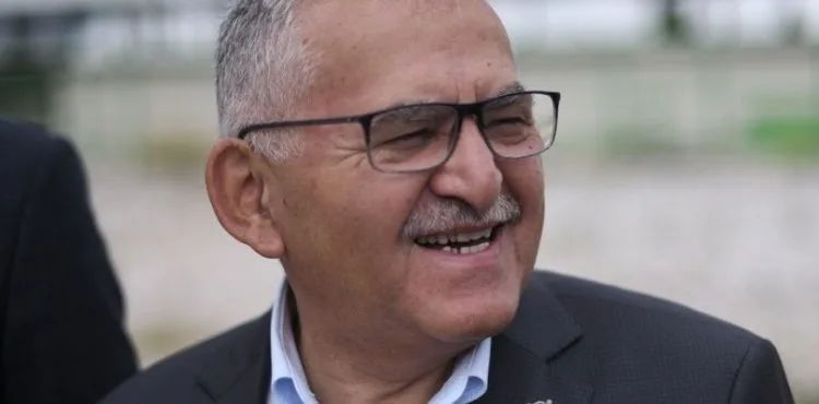 BAŞKAN BÜYÜKKILIÇ’TAN FELAHİYE’DE HAYVANCILIĞA YENİ HAMLE