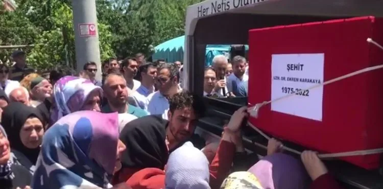 Hastası tarafından öldürülen doktor son kez baba evine getirildi