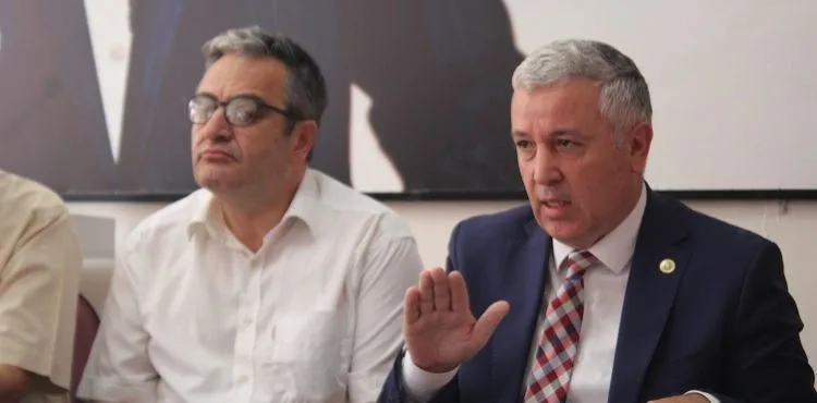 Çetin Arık: "Her gün 40 sağlıkçı şiddete maruz kalıyor, sebebi iktidar"