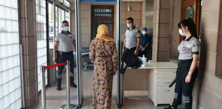 Türkiye genelinde hastane girişlerine güvenlik sistemi kurulacak