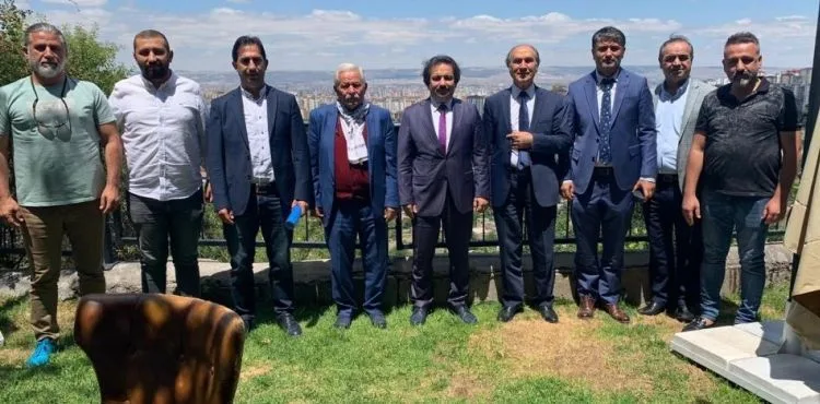 Cumhurbaşkanı Başdanışmanı Küçükyılmaz Kayseri’de gazete sahipleriyle buluştu