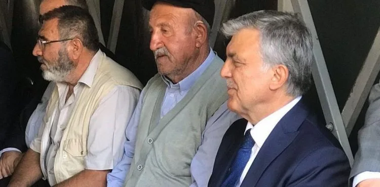 11.Cumhurbaşkanı Gül’den Şehit Bozkurt’un ailesine taziye ziyareti