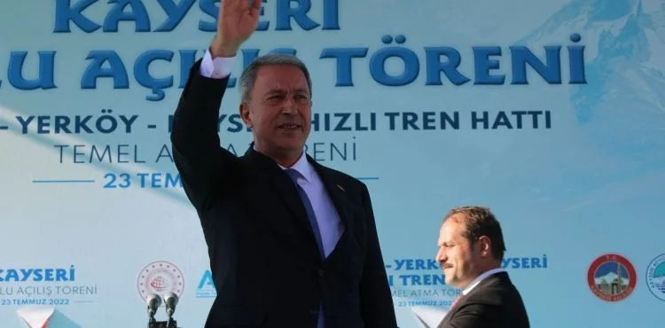 Bakan Akar: "Yunanistan'ın Türk okullarını askıya almasını şiddetle kınıyorum"