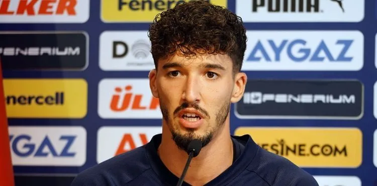 Altay Bayındır: 'Sahada her şeyimizi vermemiz gerekiyor'