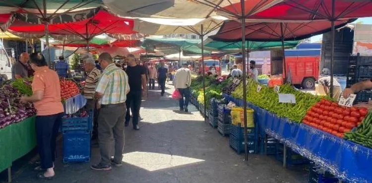 Kayseri semt pazarında fiyatlar