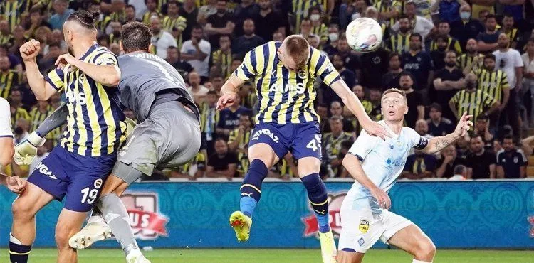 Fenerbahçe, UEFA'dan ceza alır mı?