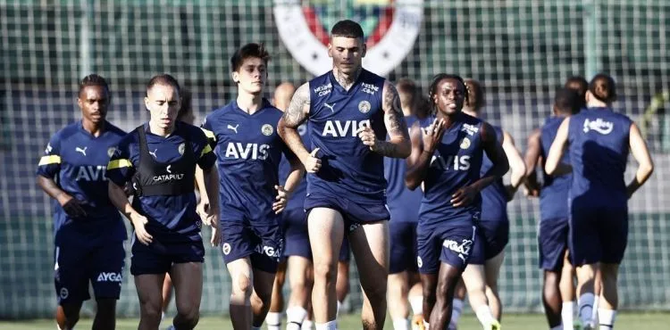 Fenerbahçe, Slovacko maçı hazırlıklarına başladı