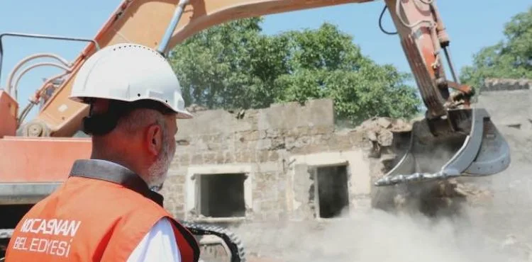 BAŞKAN ÇOLAKBAYRAKDAR, ARGINCIK’DA DA DÖNÜŞÜMÜ BAŞLATTI