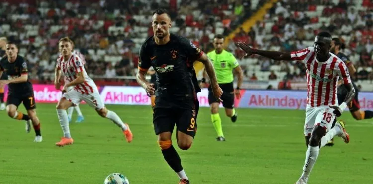 Galatasaray son nefeste 3 puana ulaştı