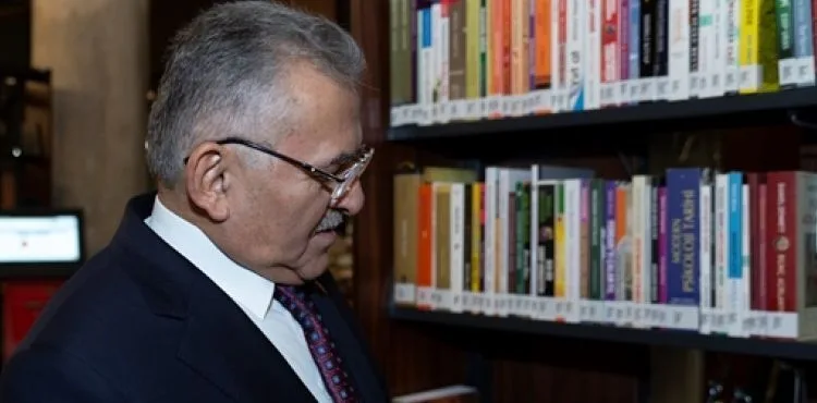 BÜYÜKŞEHİR KÜTÜPHANELERİ, KİTAPSEVERLERİN ADRESİ OLDU
