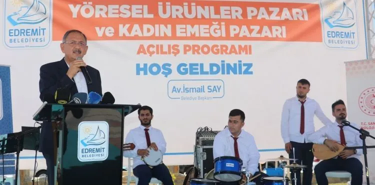 VAN, ÖZHASEKİ’Yİ BAĞRINA BASTI
