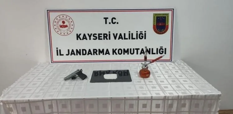 Jandarmadan uyuşturucu operasyonu