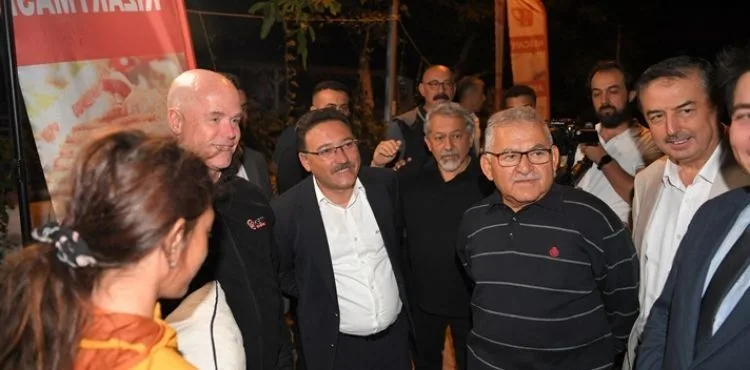 BAŞKAN BÜYÜKKILIÇ, VALİ ÇİÇEK İLE BİRLİKTE SOĞANLI’DA BALON UÇUŞLARINI BAŞLATTI