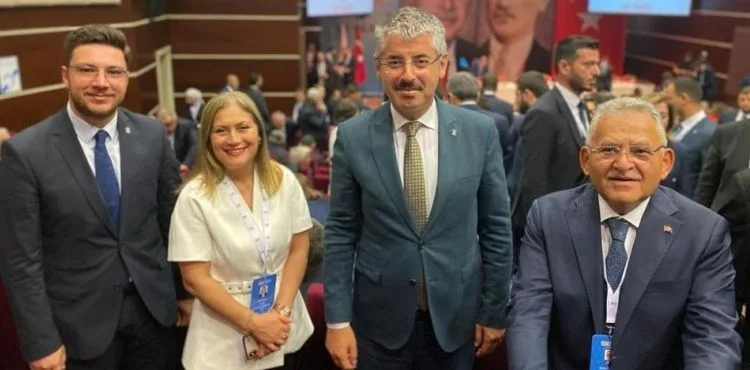 Başkan Büyükkılıç, AK Parti Genişletilmiş İl Başkanları Toplantısı’na katıldı