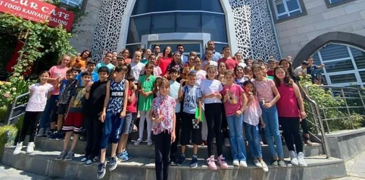 BÜYÜKŞEHİR KAYMEK’TEN EĞLENCE DOLU YAZ OKULU ETKİNLİKLERİ
