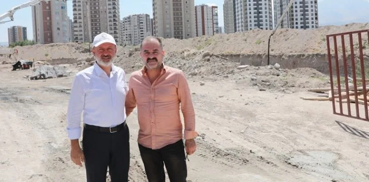 BAŞKAN ÇOLAKBAYRAKDAR; "İLÇEMİZİN GELECEĞİ İÇİN ÇALIŞIYORUZ"