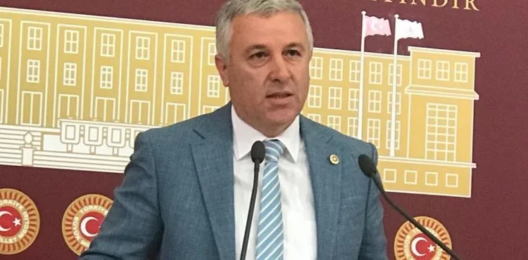 Vekil Arık "İhanetleri sabaha kadar anlatsam bitiremem"
