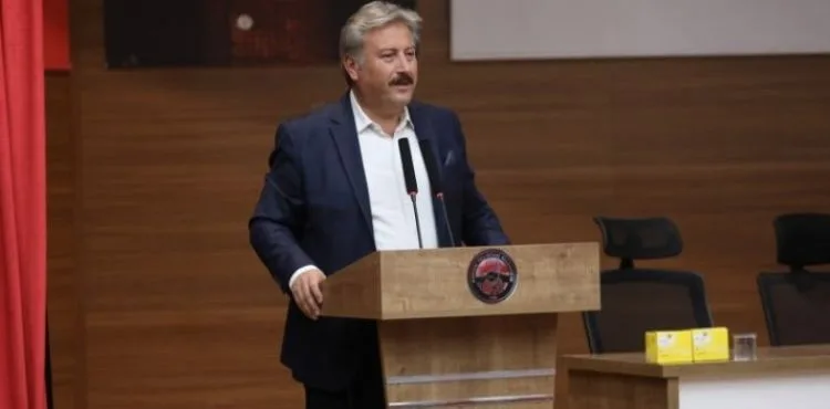 MELİKGAZİ BELEDİYESİ DİYABETLİ ÇOCUKLARA SENSÖRLÜ ŞEKER ÖLÇÜM CİHAZI DAĞITTI