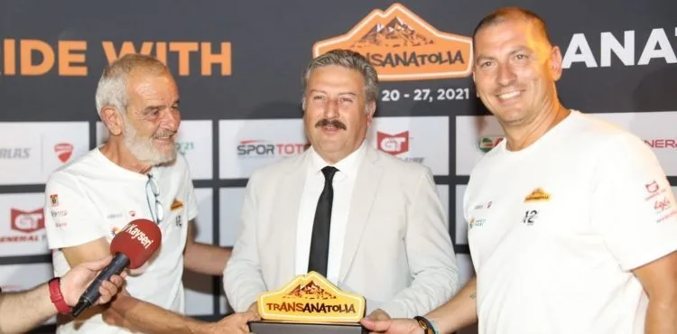 MELİKGAZİ’DE MACERA DOLU OFF-ROAD YARIŞI, KURTALAN EKSPRES KONSERİ İLE SON BULDU