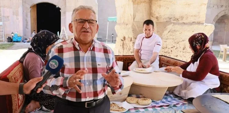 BÜYÜKKILIÇ’TAN, BÜYÜKŞEHİR HİZMETİ İLE BULUŞAN TARİHİ SULTAN HANI’NA DAVET