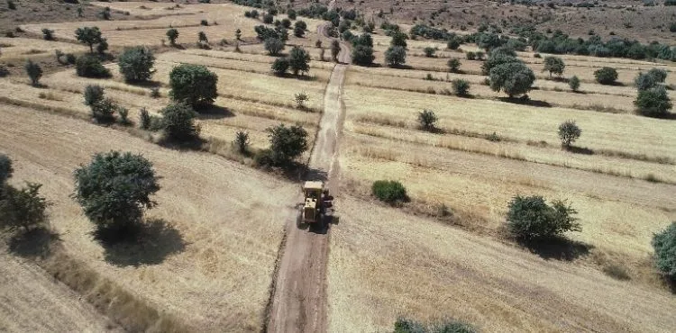 BAŞAKPINAR’A 10 KİLOMETRELİK YENİ TARIM YOLU