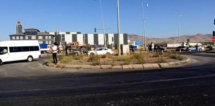 Kayseri'de feci kaza: 2 ölü, 4 yaralı