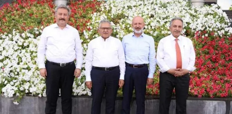 BAŞKAN BÜYÜKKILIÇ’TAN MELİKGAZİ’DE “İSTİŞARE” ZİRVESİ
