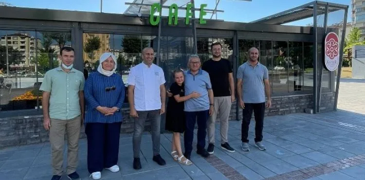 BÜYÜKKILIÇ’IN SAĞLIK PROJESİ GLÜTENSİZ KAFE’YE 1 YILDA 73 BİN ZİYARETÇİ