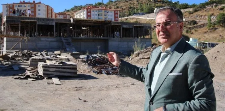 ÖZDOĞAN; “HACILAR TARİHİNİN EN YÜKSEK GELİR İHALESİ YAPILDI”