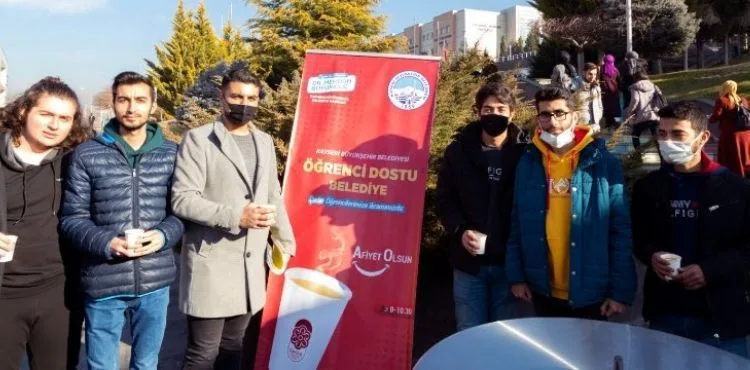 BÜYÜKŞEHİR KÜTÜPHANELERİNDE ÇAY, ÇORBA VE İNTERNET ÜCRETSİZ