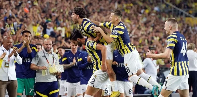 Fenerbahçe 3 puanı 90+2'de kurtardı