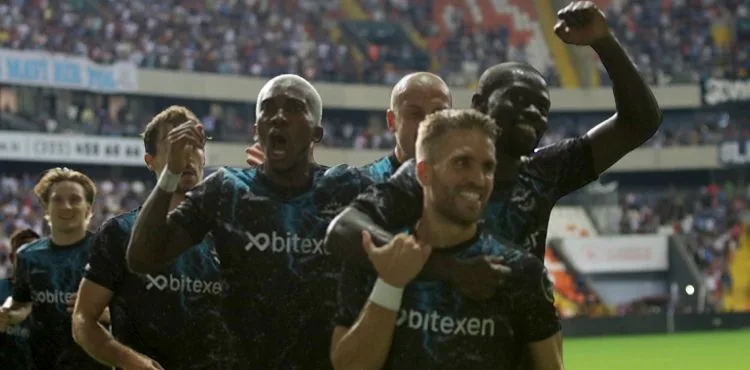 Adana Demirspor sahasında Trabzonspor'u devirdi