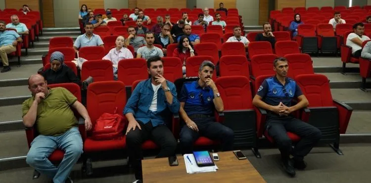 Başkan Dr. Palancıoğlu: “BELEDİYE ÇALIŞANLARINA HİZMET İÇİ EĞİTİM SEMİNERİ”