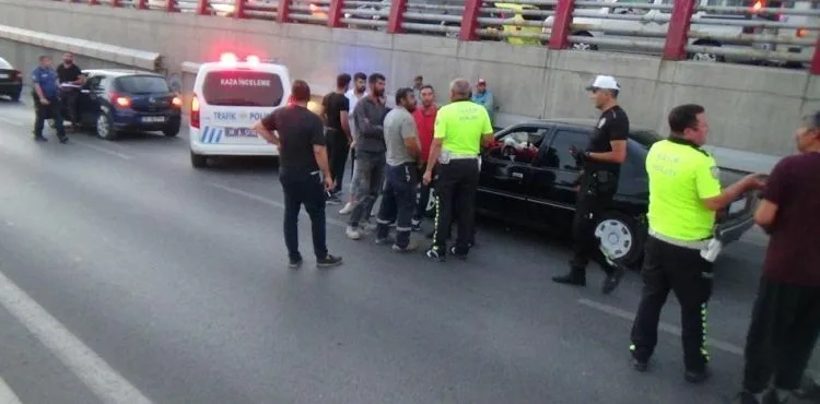 Kayseri’de 6 araçlı zincirleme kaza: 2 yaralı
