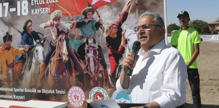 KAYSERİ’DE ATLI OKÇULUK TÜRKİYE ŞAMPİYONASI RÜZGÂRI ESTİ