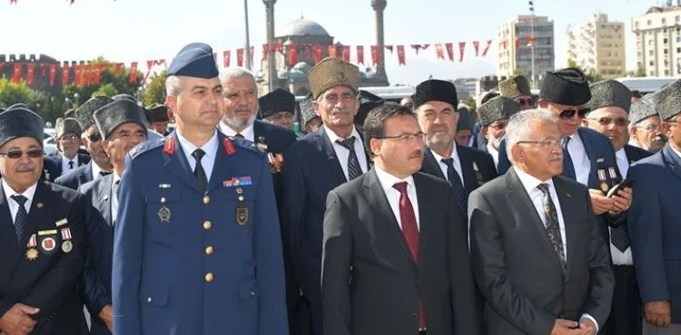 BAŞKAN BÜYÜKKILIÇ’TAN GAZİLER GÜNÜ’NDE ANLAMLI ZİYARET