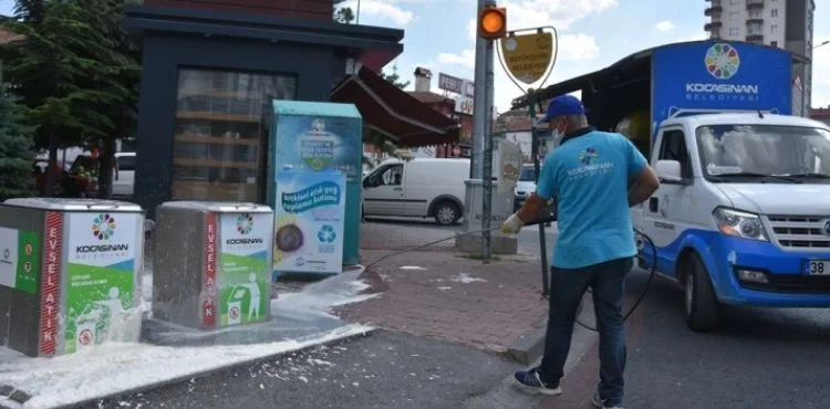 ÇEVRE DOSTU KOCASİNAN’DA DAHA HİJYENİK TEMİZLİK ÇEVRE DOSTU KOCASİNAN’IN TEMİZLİKTE OLMAZSA OLMAZI: HİJYEN!