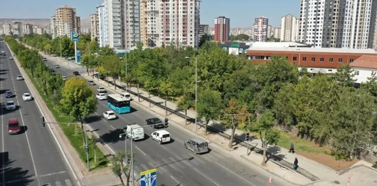 BÜYÜKŞEHİR’DEN BİSİKLET VE YAYA YOLU ÇALIŞMASI
