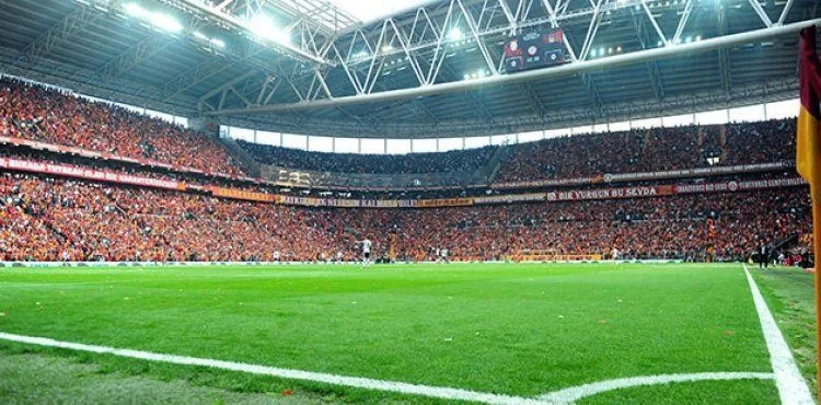 İstanbul Valiliği'nden deplasman tribünü açıklaması