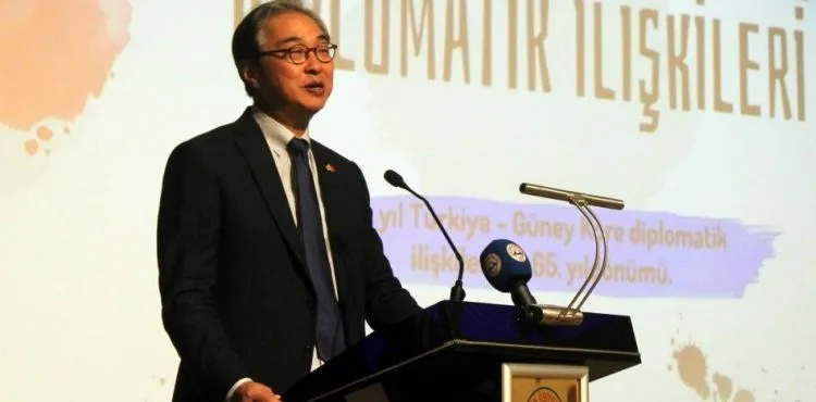 Güney Kore Büyükelçisi Lee Won-Ik: "Japonya ile Kore ilişkisini Türkiye ile Yunanistan ilişkisine benzer düşünebilirsiniz"