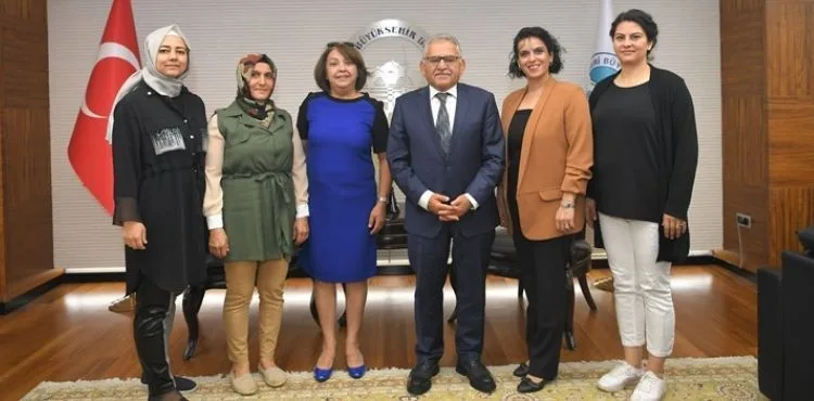 BAŞKAN BÜYÜKKILIÇ’A ZİYARETÇİ YOĞUNLUĞU