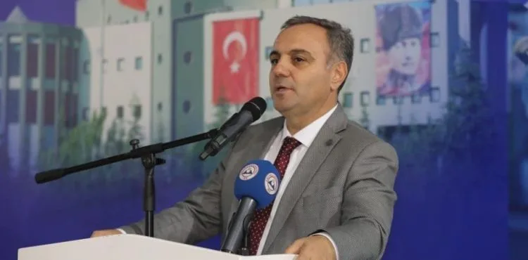 ERÜ Rektörü Altun, Mühendislik Fakültesi akademisyenleri ile buluştu