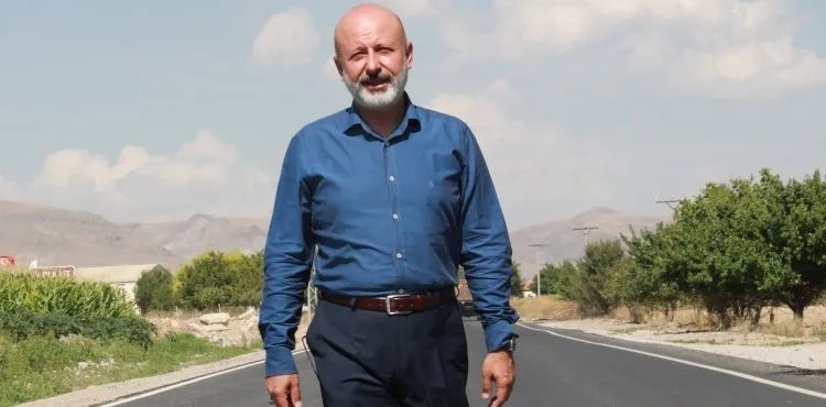BAŞKAN ÇOLAKBAYRAKDAR, “YATIRIMLARIMIZLA YENİ BİR ŞEHİR KURUYORUZ”