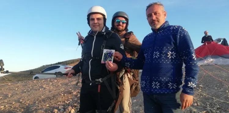 4 ilçe kaymakamı Ali Dağı'ndan uçtu