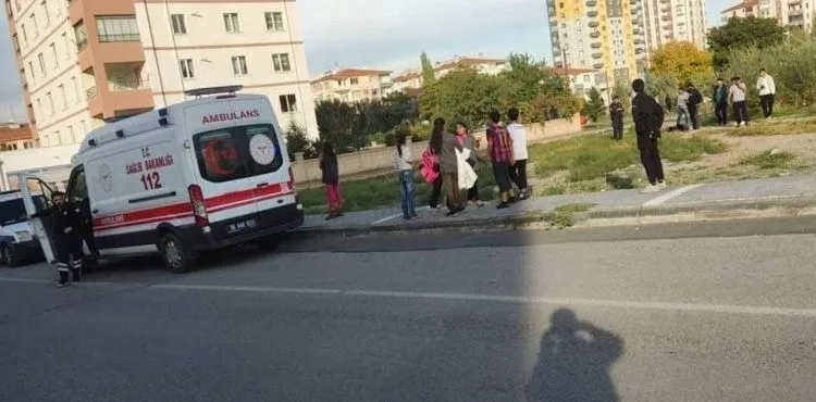 Bir kişiyi bıçaklayıp kaçtılar